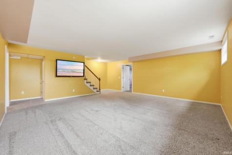 9710 Red Twig Place Fort Wayne IN 46804