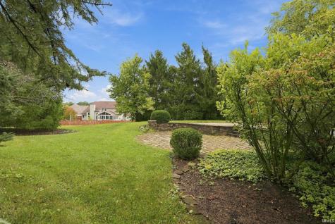 9710 Red Twig Place Fort Wayne IN 46804