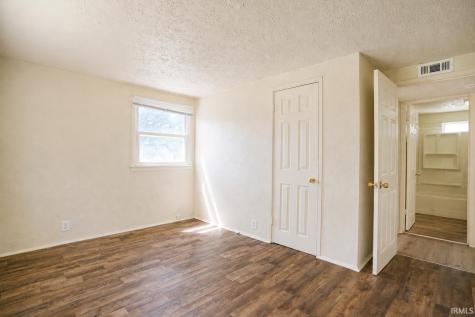 2505 Northview Drive South Bend IN 46628
