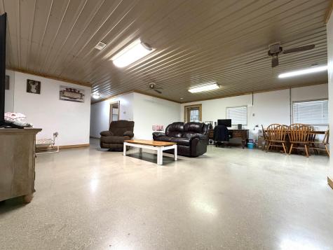 4026 Us 50 W Highway Mitchell IN 47446