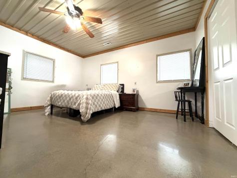 4026 Us 50 W Highway Mitchell IN 47446