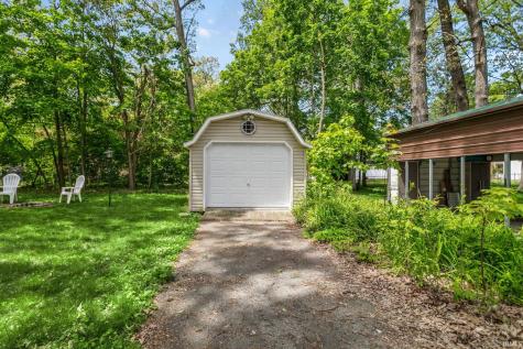 19613 Oakdale Avenue South Bend IN 46637