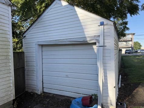 2213 N Hollywood Avenue Muncie IN 47304