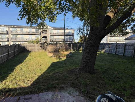 2213 N Hollywood Avenue Muncie IN 47304