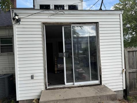 2213 N Hollywood Avenue Muncie IN 47304
