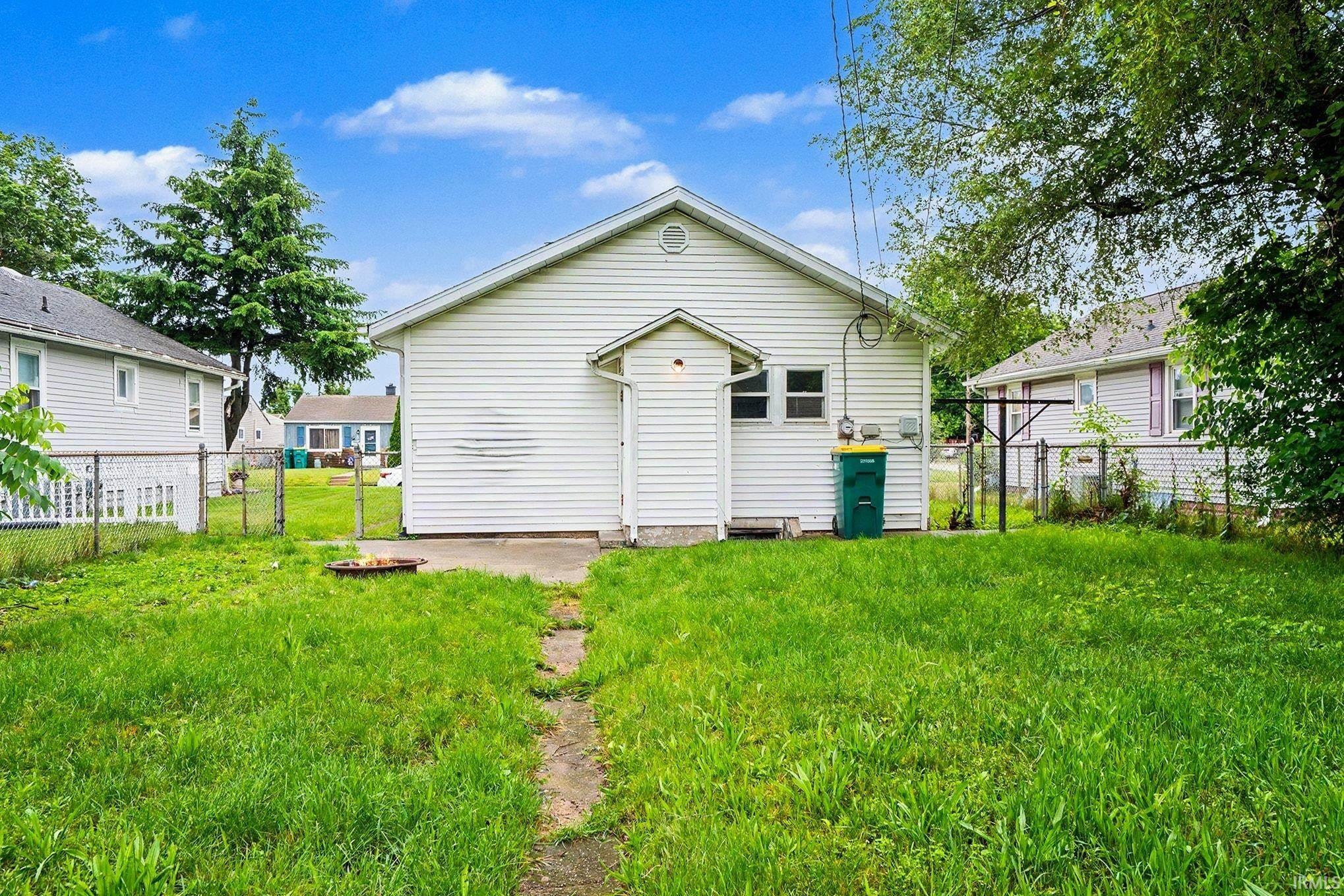 133 E Edgar Avenue Mishawaka IN 46545