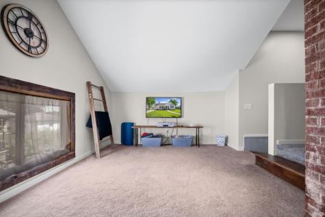 305 E 3rd Street Brookston IN 47923