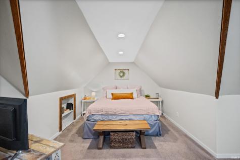 305 E 3rd Street Brookston IN 47923