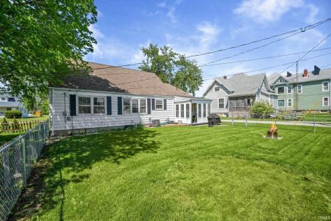 305 E 3rd Street Brookston IN 47923