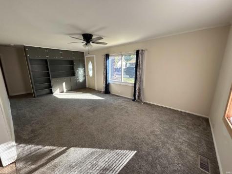 710 W Elm Street Hartford City IN 47348