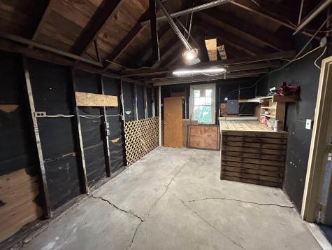 710 W Elm Street Hartford City IN 47348