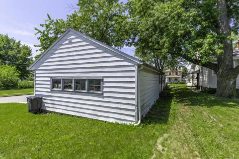 1024 Greenlawn Avenue Fort Wayne IN 46808