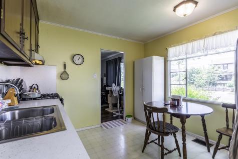 1024 Greenlawn Avenue Fort Wayne IN 46808
