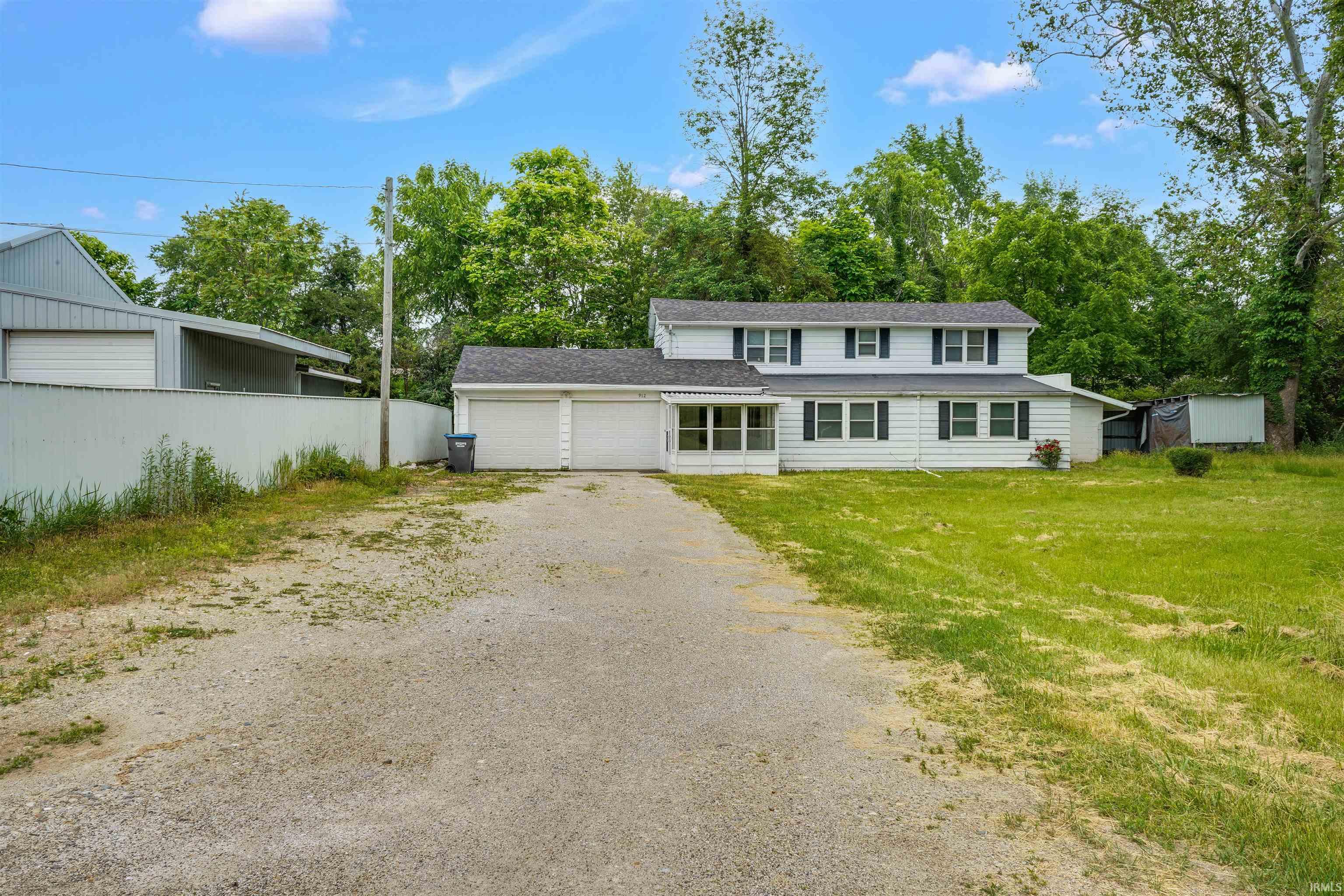 912 W Winona Avenue Warsaw IN 46580