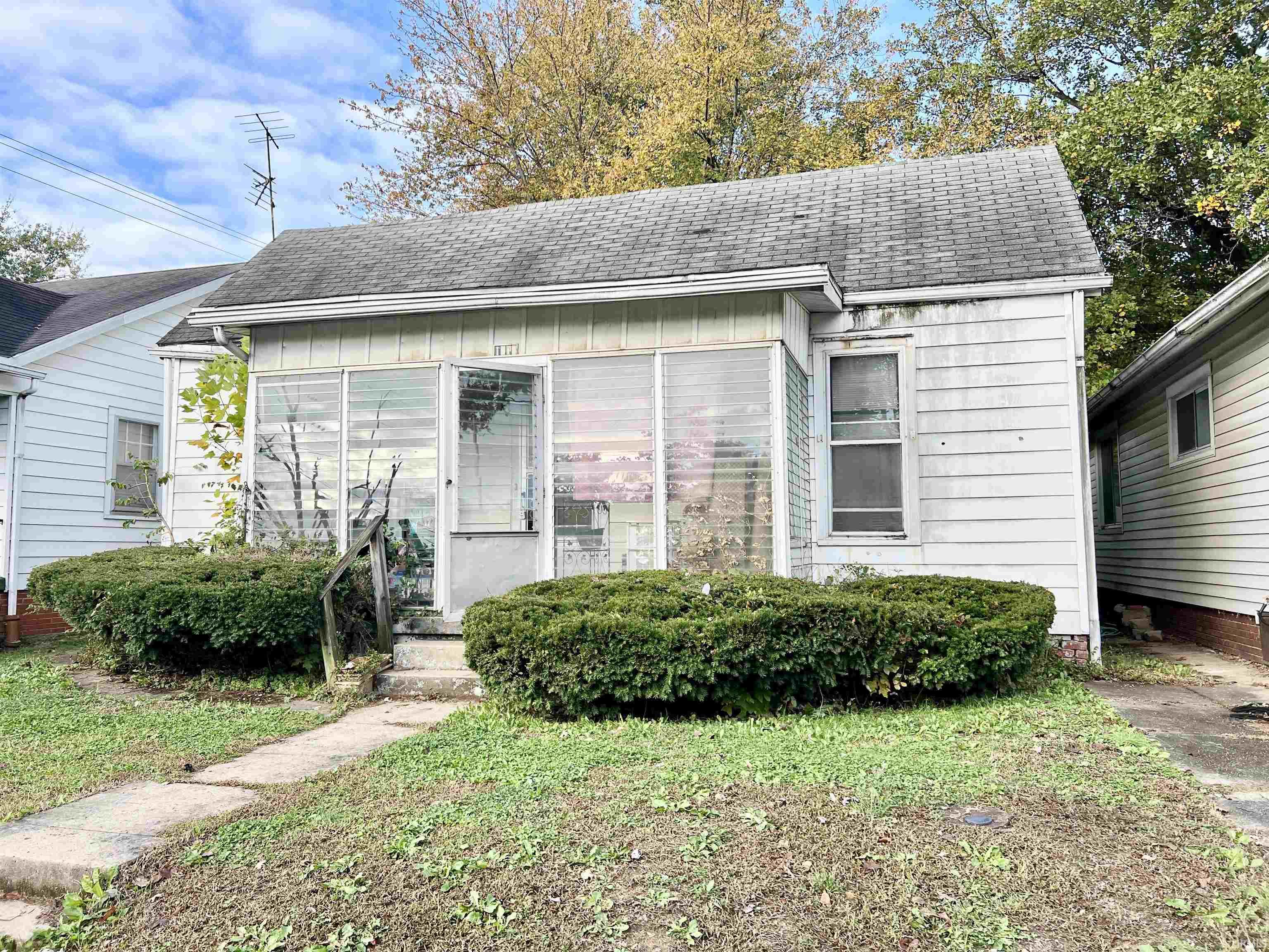 1219 Marshall Avenue Evansville IN 47714