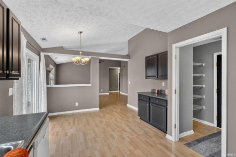 9715 Clippinger Road Evansville IN 47725