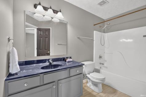 9715 Clippinger Road Evansville IN 47725