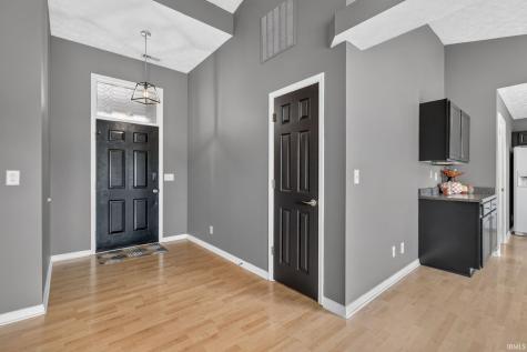 9715 Clippinger Road Evansville IN 47725