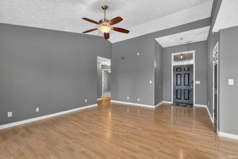9715 Clippinger Road Evansville IN 47725