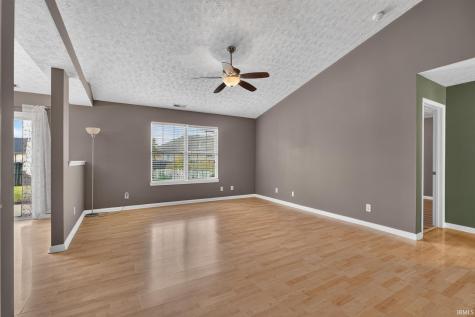 9715 Clippinger Road Evansville IN 47725
