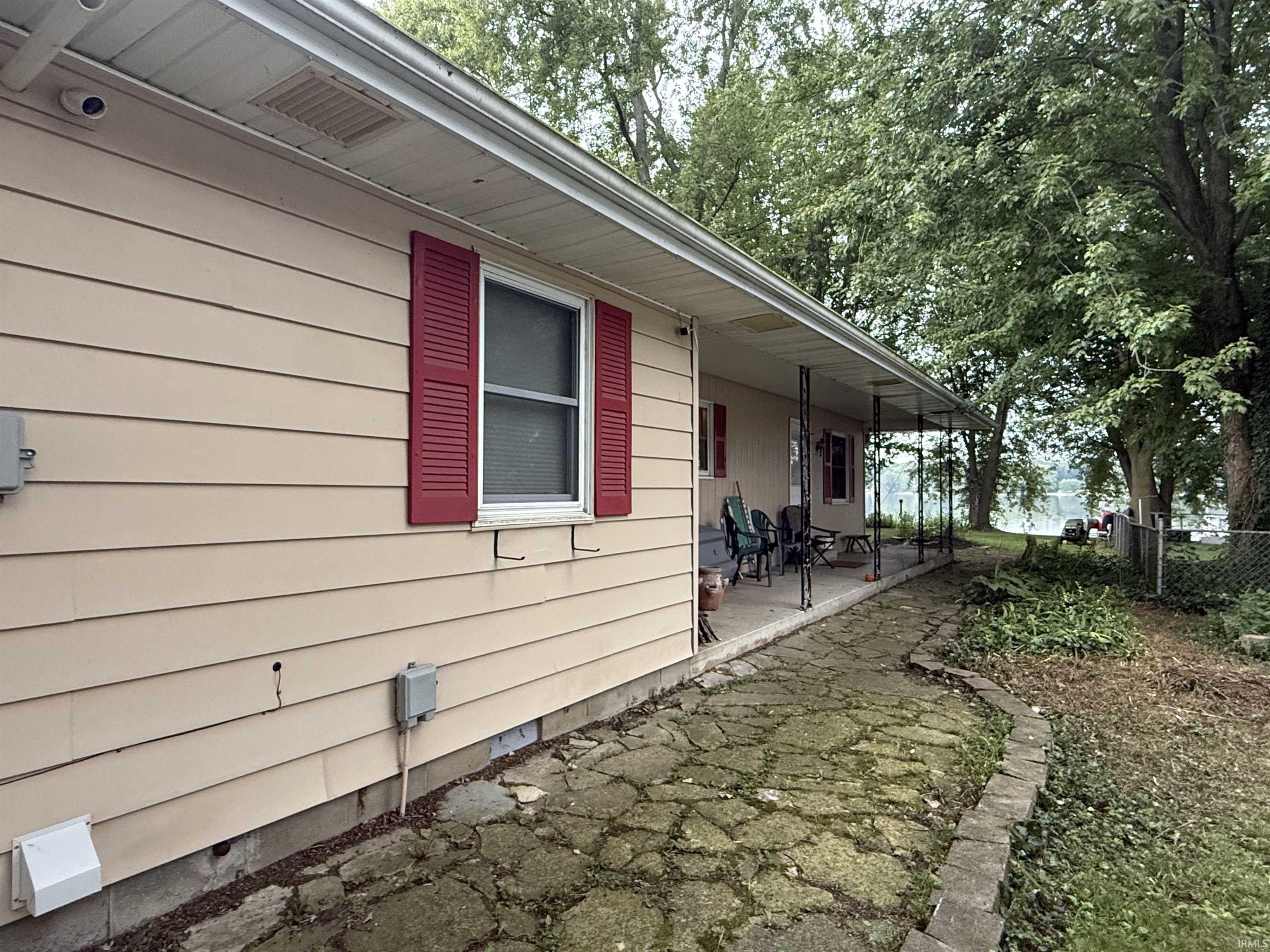 1360 S 525 E Lagrange IN 46761