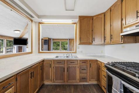 9796 N Hiawatha Lane Syracuse IN 46567