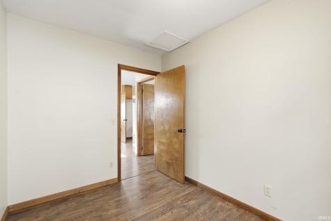 9796 N Hiawatha Lane Syracuse IN 46567