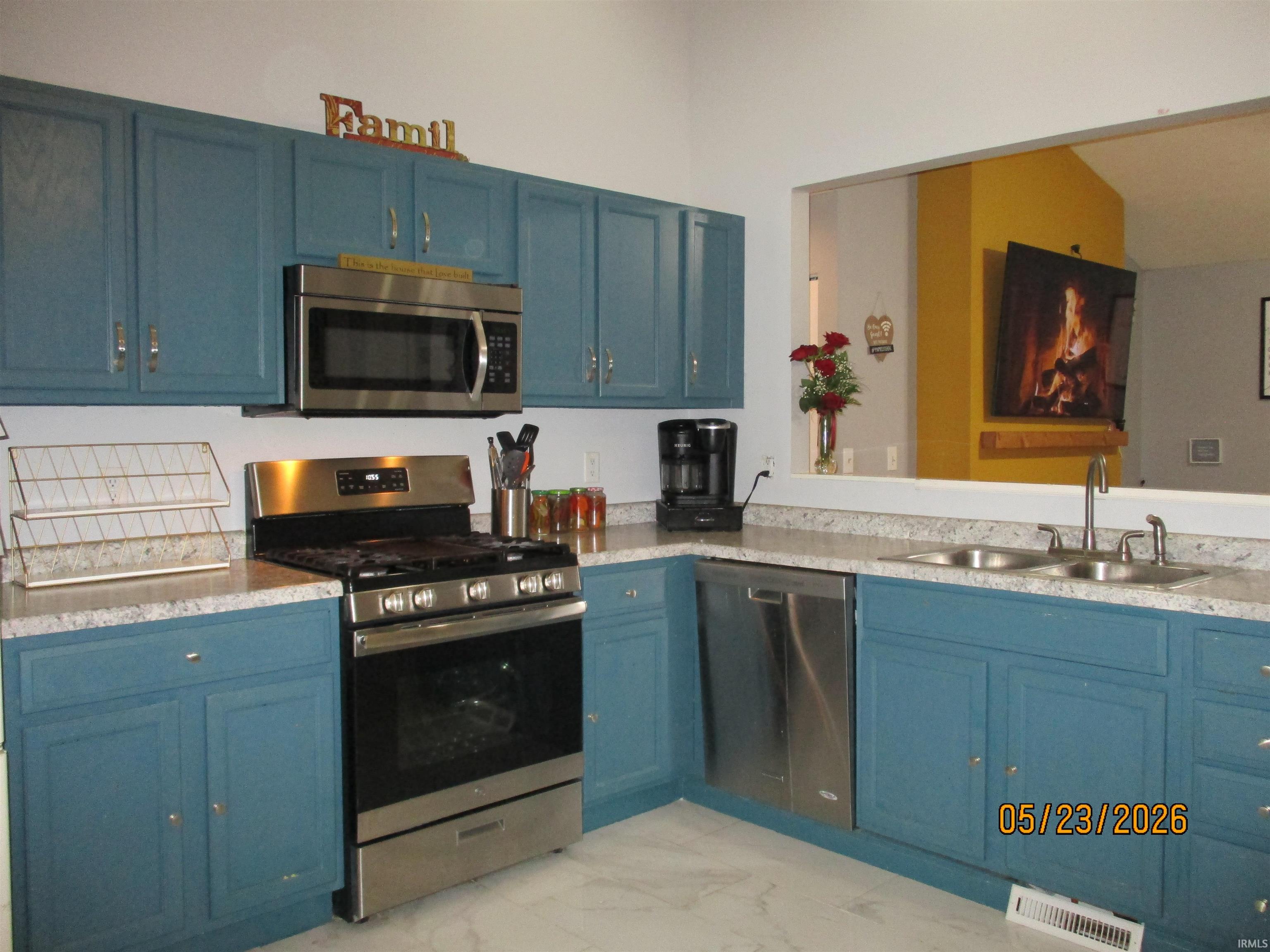 733 Hope Avenue Elkhart IN 46517
