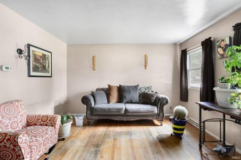 1734 Hass Drive South Bend IN 46635