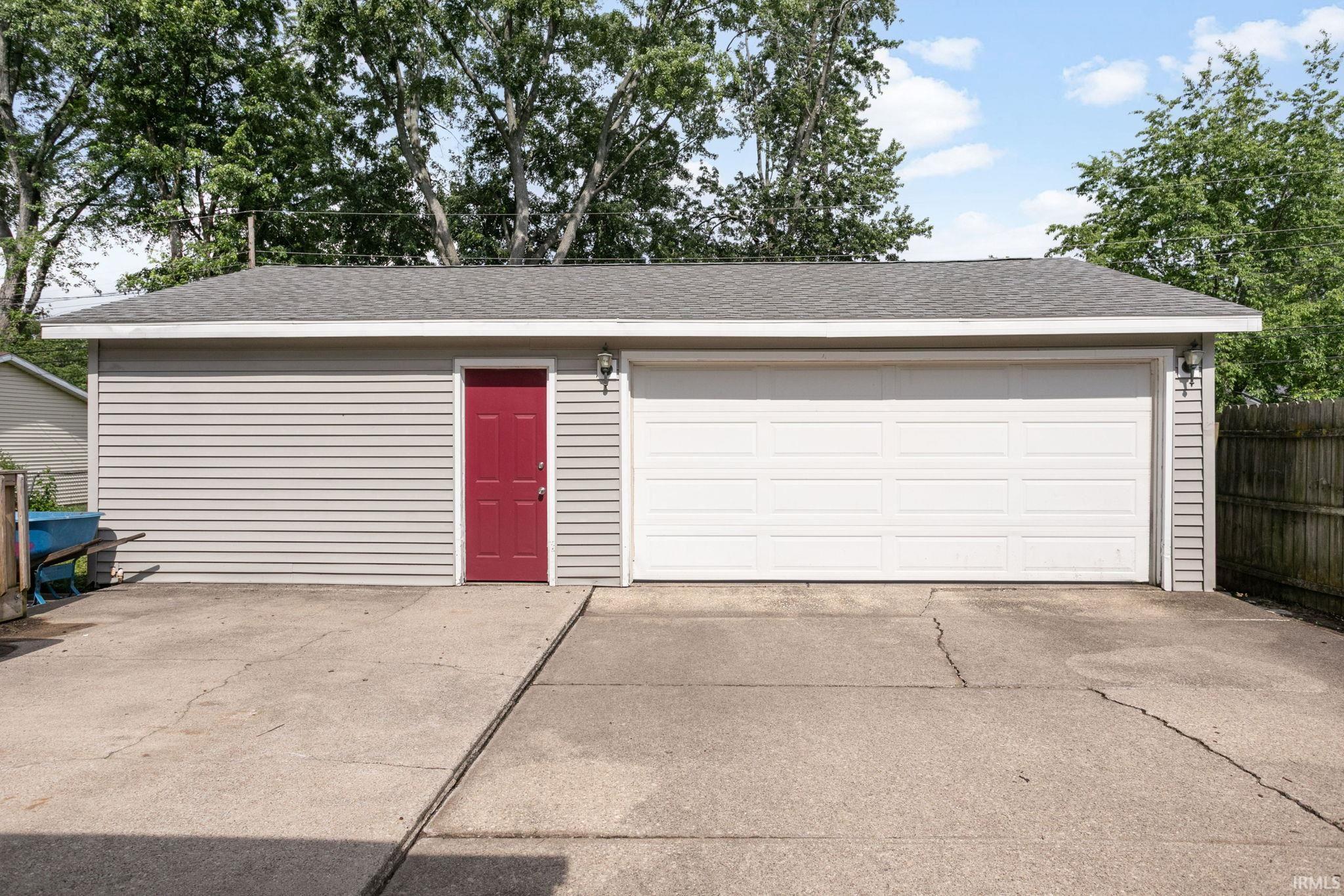 1734 Hass Drive South Bend IN 46635