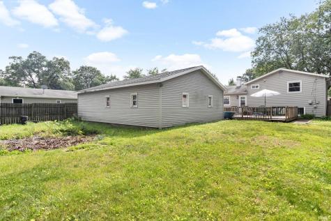 1734 Hass Drive South Bend IN 46635