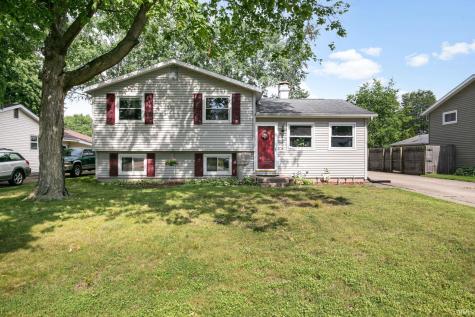 1734 Hass Drive South Bend IN 46635