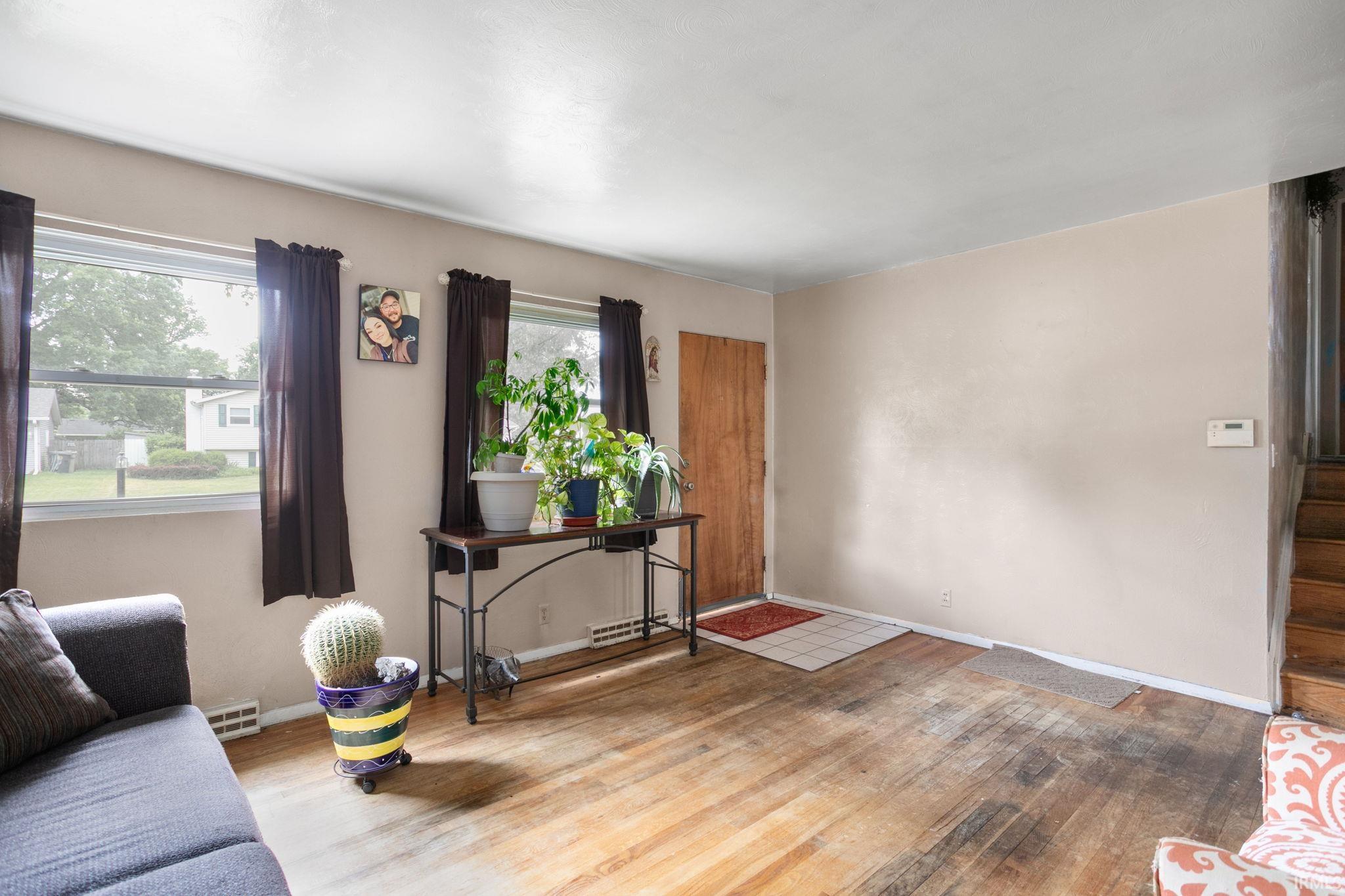 1734 Hass Drive South Bend IN 46635