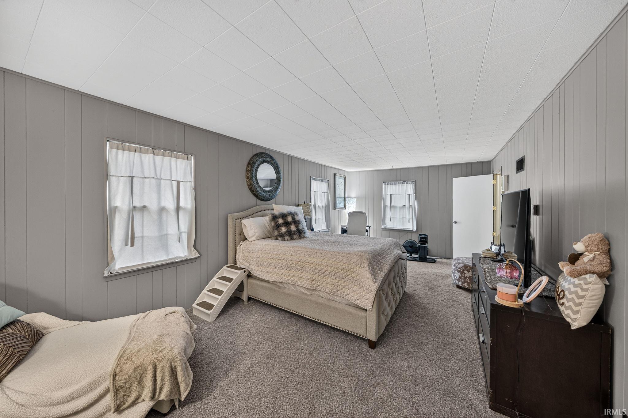 17835 Edgewood Walk South Bend IN 46635