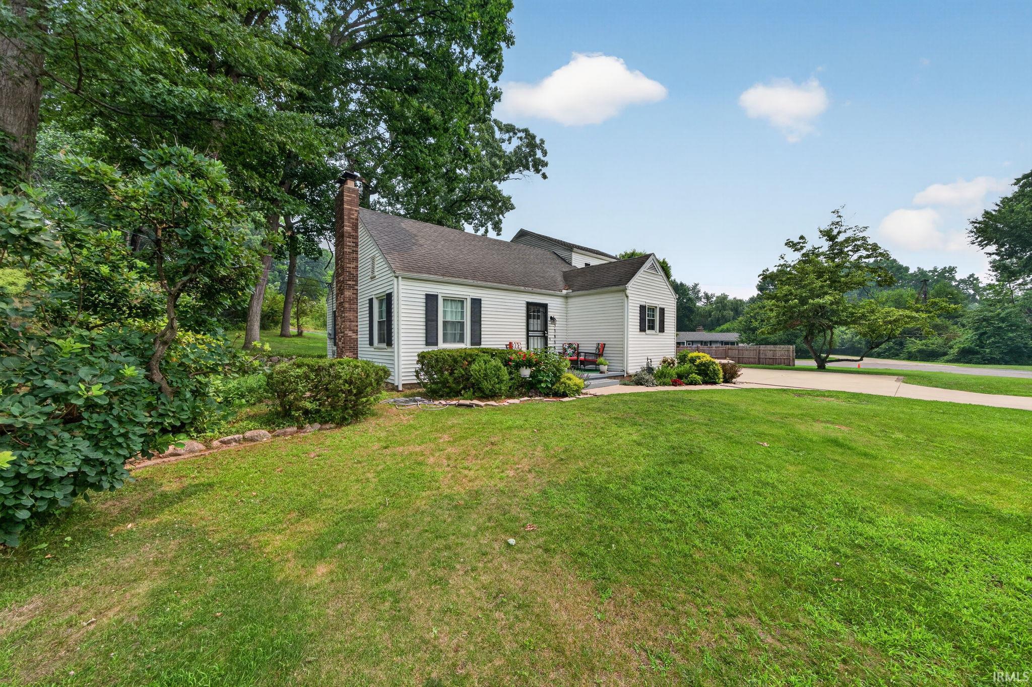 17835 Edgewood Walk South Bend IN 46635