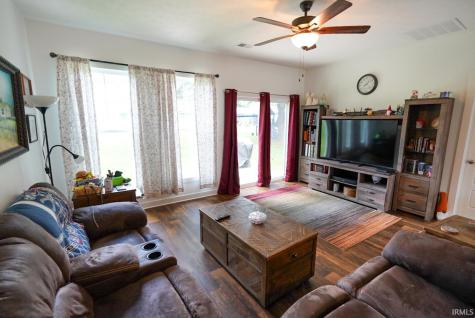 106 W Raider Court Huntingburg IN 47542