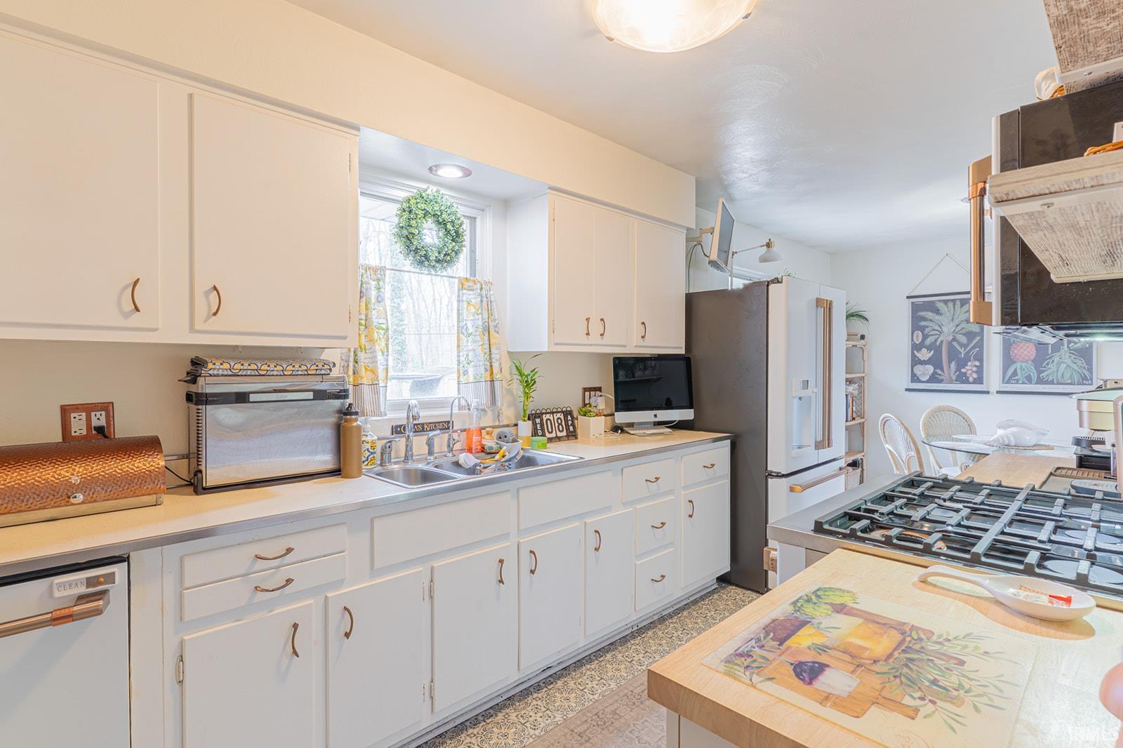 19275 Wedgewood Drive South Bend IN 46637