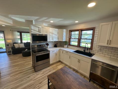 404 Capitol Street Jasonville IN 47438