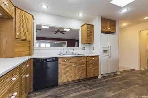 0727 S County Road 100 W Hartford City IN 47348