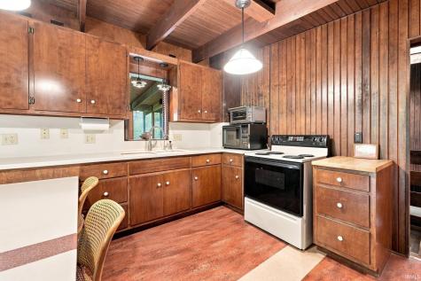 4523 Maples Road Fort Wayne IN 46816