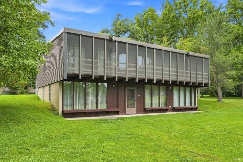 4523 Maples Road Fort Wayne IN 46816