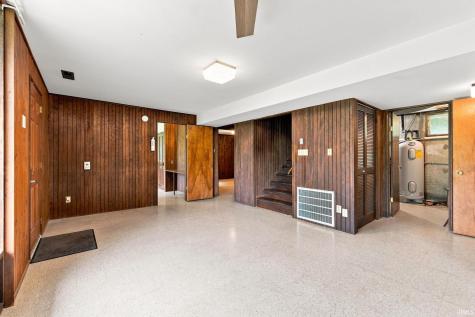 4523 Maples Road Fort Wayne IN 46816