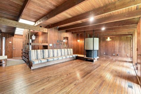 4523 Maples Road Fort Wayne IN 46816