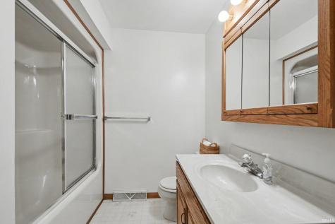 3121 Sea Lane Bremen IN 46506