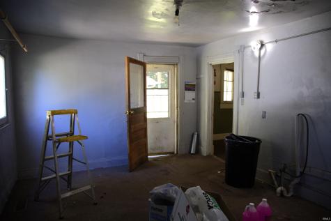 26 W Stump Street Williamsport IN 47993