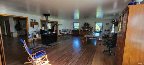 10282 E New Philadelphia Road Salem IN 47167