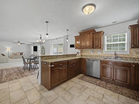 7540 Tia Court Evansville IN 47720