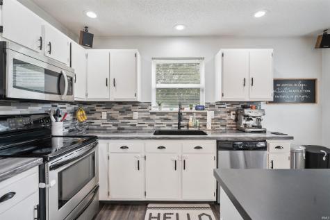 1903 Meghan Court Kokomo IN 46901