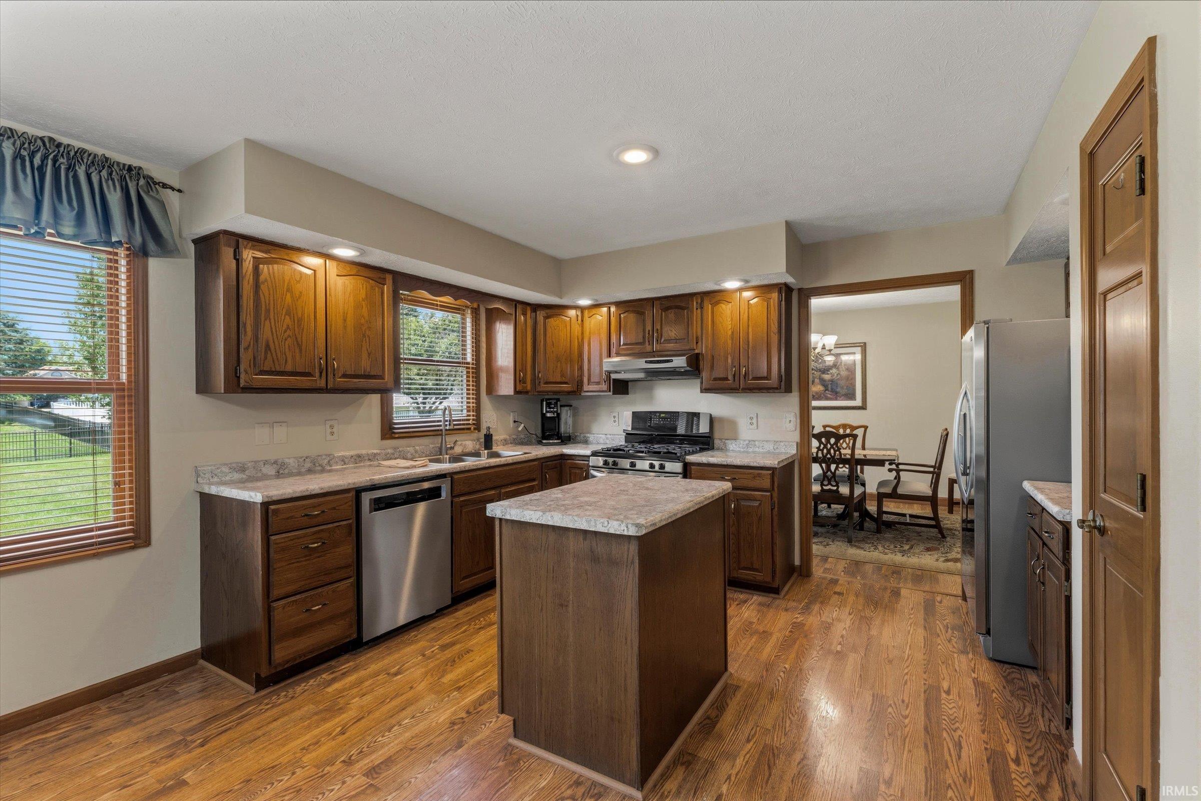 53213 Chelle Lane Granger IN 46530