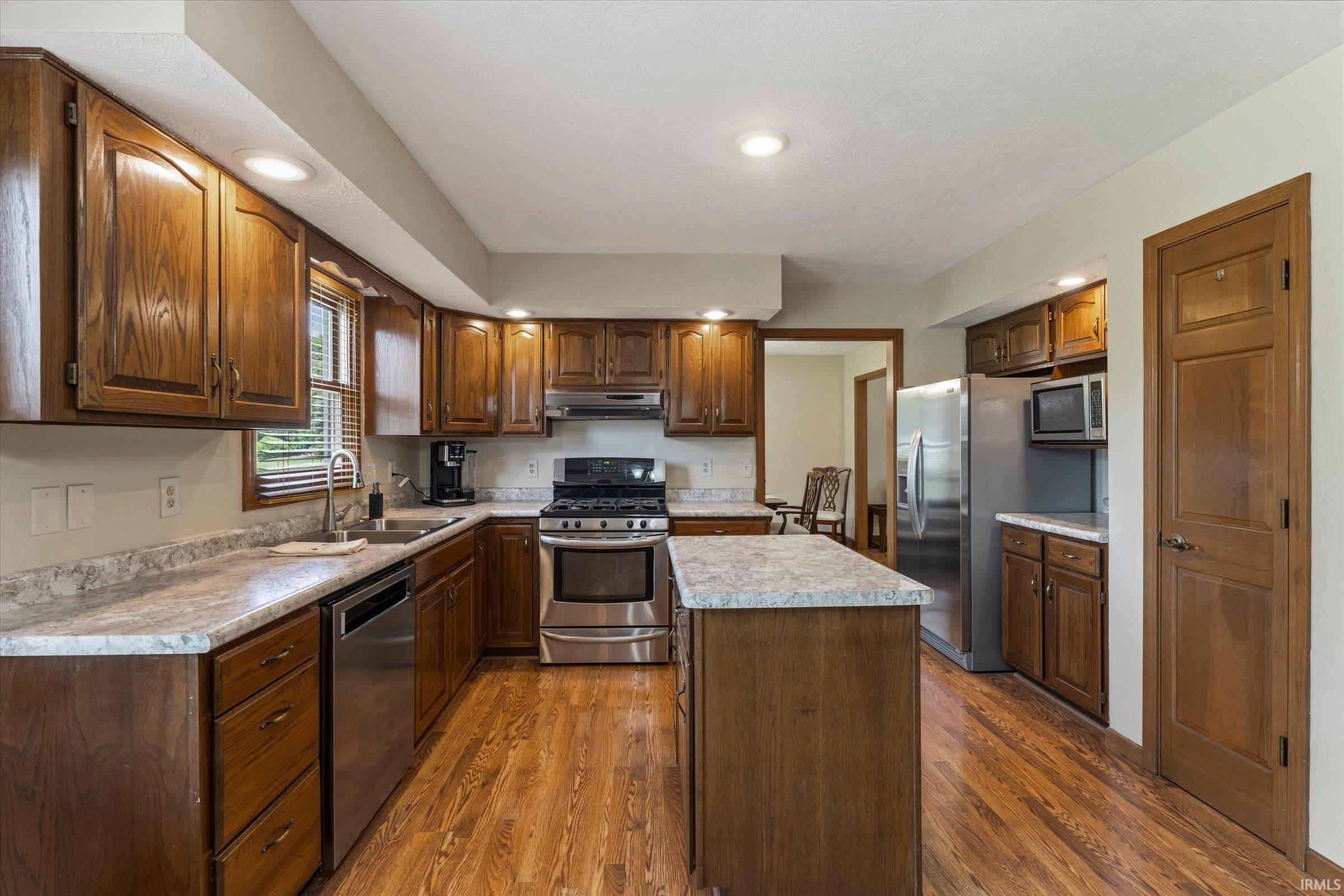 53213 Chelle Lane Granger IN 46530
